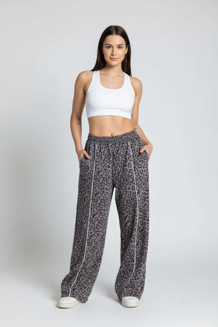 Women High Elastic Leopard Print Yoga Pants Loose Wide Leg Fitness Workout Pants Butt Lifting Slim Casual Sports Trousers